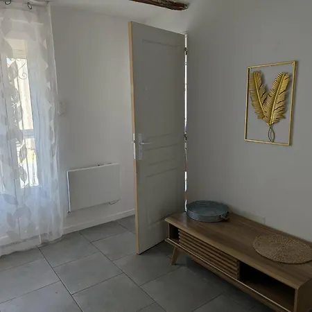Maison De Village En Rez De Chaussee *